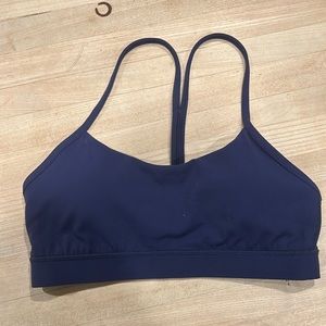 Lululemon sports bra navy color